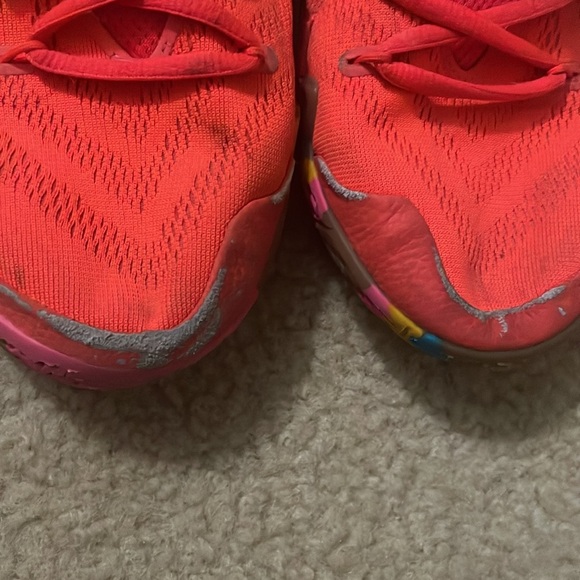 Kyrie nike lucky charms - Picture 2 of 7